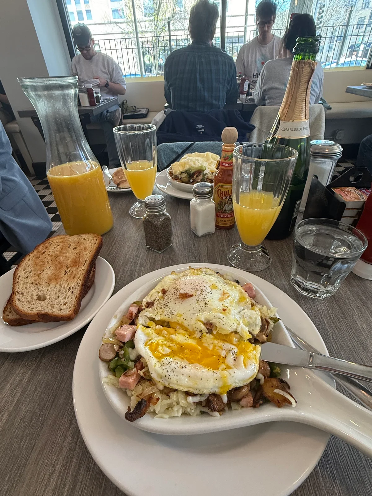 Best Breakfast Skillets in Rogers Park, Chicago