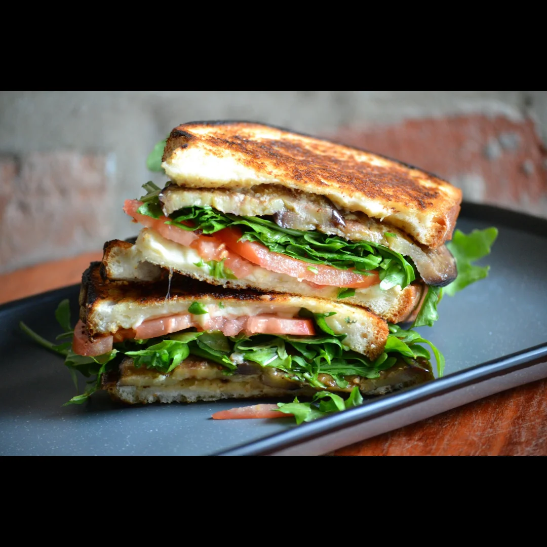 Best Sandwiches in Armour Square, Chicago