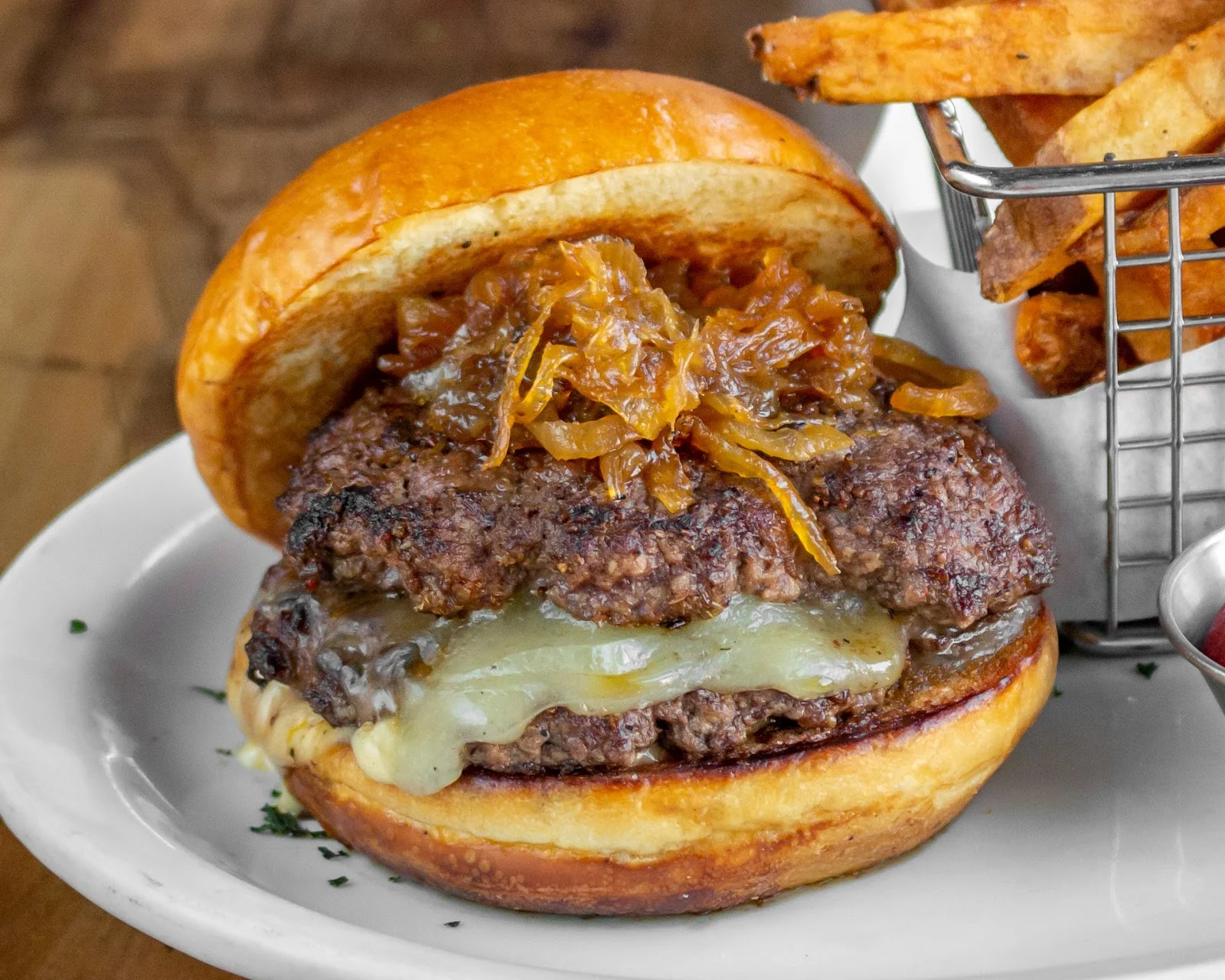 Best Burgers in Avondale, Chicago