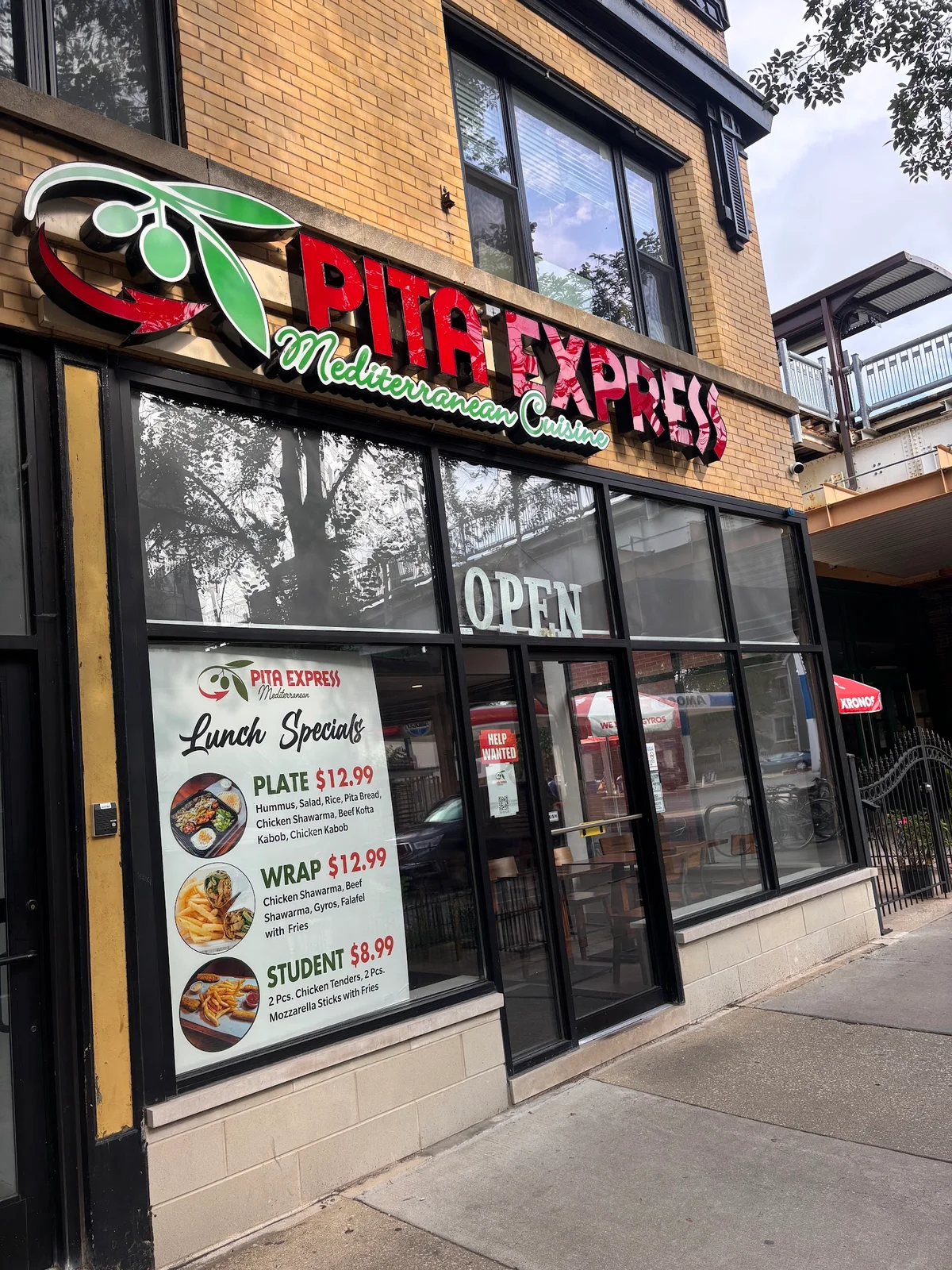 Best Spreads & Dips in Lincoln Square, Chicago
